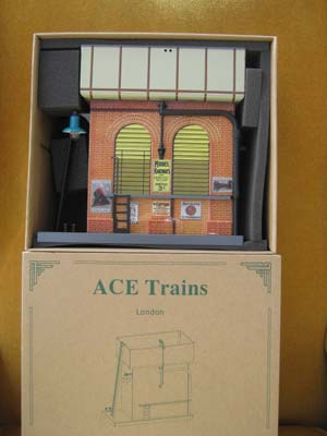 Ace Trains Vintage Style Tin Printed Water Tower