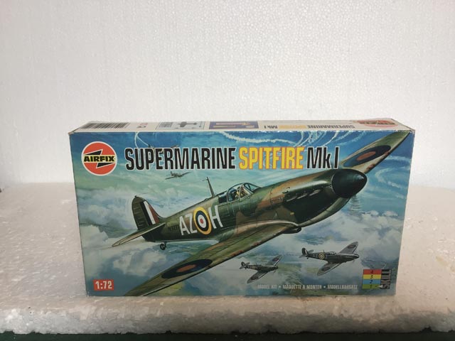 Airfix Model Kits - Supermarine Spitfire MK1