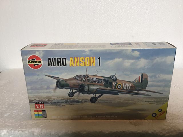 Airfix Model Kits - Avro Anson 1 Series 2 1:72 Scale