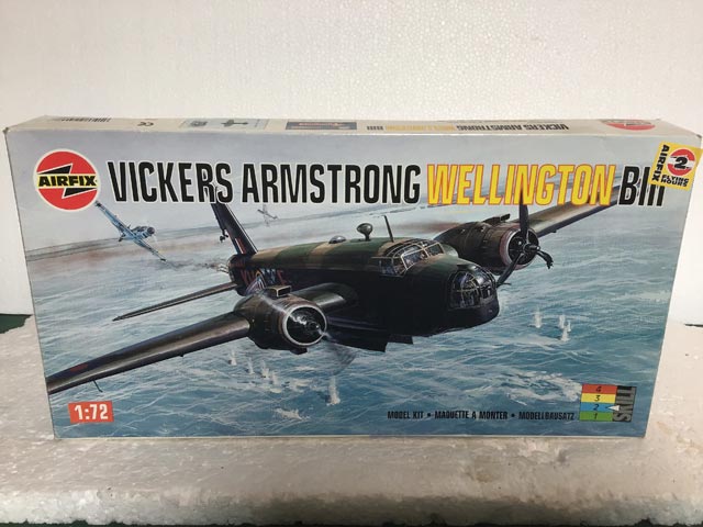 Airfix Model Kits - Vickers Armstrong Wellington BIII 1:72 Scale