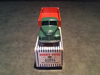 Dinky Toys 932 Leyland Comet Wagon with Hinged Tailboard