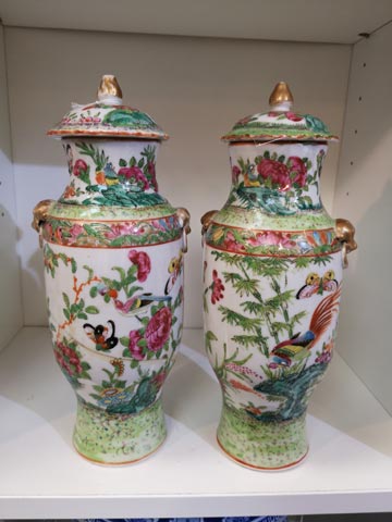 Chinese Porcelain at Aquitania Collectables