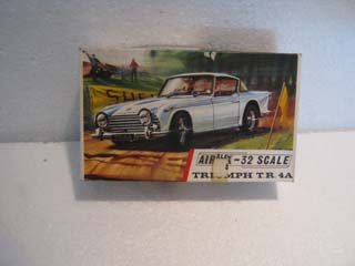 Airfix Model Kit - Triumph TR 4A Airfix 1/32 Scale