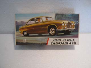 Airfix Model Kit - Jaguar 420 Airfix 1/32 Scale