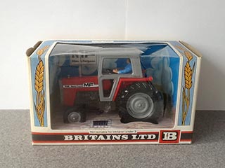 Britains Farm Toys No 9522 Massy Ferguson Tractor - Aquitania Collectables