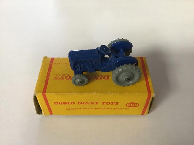 Dublo Dinky Toys No 069 Massey Harris Ferguson Tractor - Aquitania Collectables