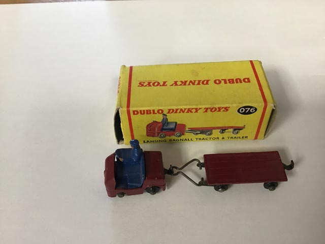 Dublo Dinky Toys No 076 Lansing Bagnall Tractir and Trailer - Aquitania Collectables