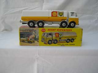 Dinky Super Toys 944 Leyland Octopus Tanker Shell BP