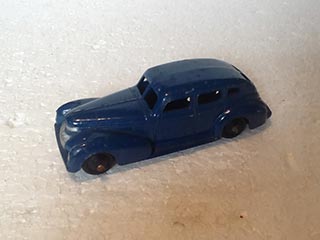 Dinky Toys Vintage 39E Chrysler Royal Sedan