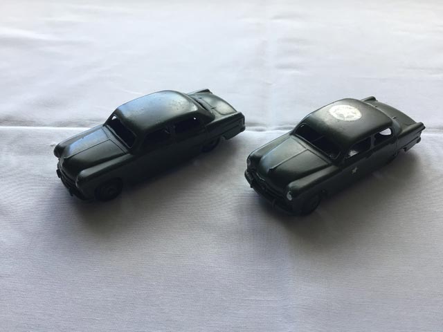 Dinky Toys 139am Ford Sedan Staff Car With Star USA Version and Without The Star Canadian Versionat Aquitania Collectables