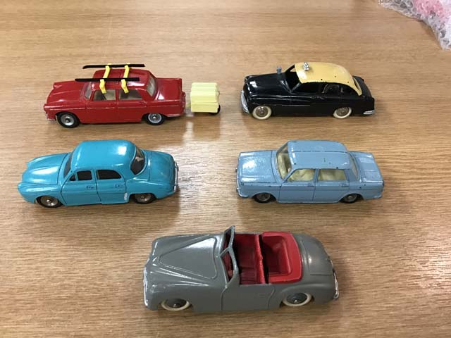 French Dinky Toys 536 Peugeot 404 and Trailer 24XT Ford Vedetta Taxi 24E Renault Dauphine 519 Simca 1000 24S Simca 8 Sport at Aquitania Collectables