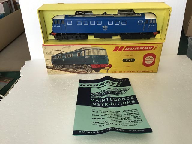 Hornby Dublo 2245 3,300 HP Electric Locomotive Class 81 (AL1) Bo-Bo 2-Rail OO Gauge - Aquitania Collectables