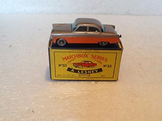 Matchbox Series 1-75 No 33 Ford Zodiac Metallic Mauve Body, Orange Panels