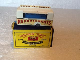 Matchbox Series 1-75 No 74a Mobile Refreshment Bar White Body, Blue Interior