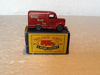 Matchbox Series 1-75 No 47 Trojan Van Brooke Bond Tea