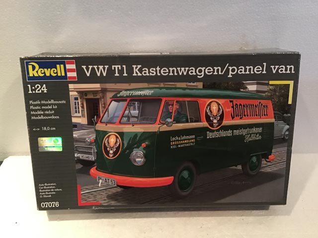 Revell VWT1 Kastenwagen/Panel Van 1/24 Scale - Model Kits