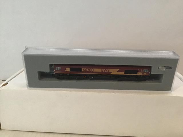 Graham Farish by Bachmann 371-380 Class 66 Co-Co Locomotive Railway Heritage Committee R/N 66200 EWS Maroon and Yellow Livery