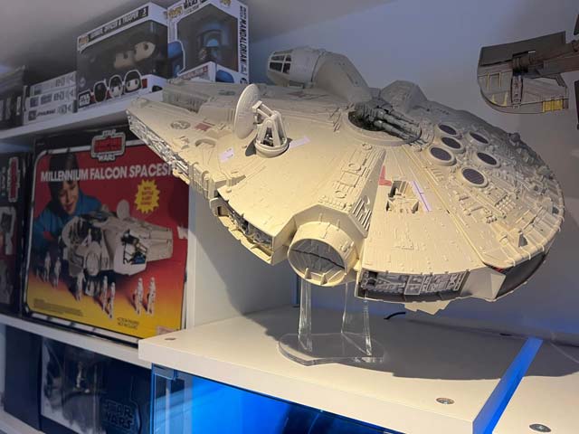 Palitoy Vintage Star Wars The Empire Strikes Back Original Kenner 1979 Millenium Falcon Ship - Palitoy at Aquitania Collectables