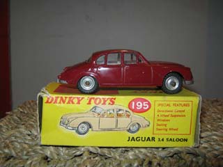 Dinky Toys 195 Jaguar 3.4 Saloon MK.2