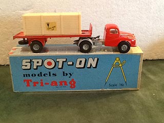 Spot On Model 106A/0C Austin Articulated Flatbed Lorry With MGA in Crate