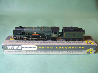 Aquitania Collectables Train Photo