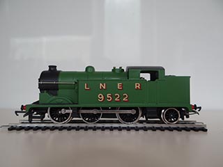 Wrenn W2217 LNER Class N2 Tank 0-6-2T R/N 9522 LNER Light Green